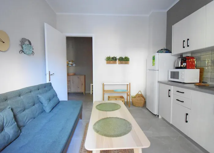 Evangelia & αpartments - B