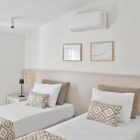 Evangelia & αpartments - B *